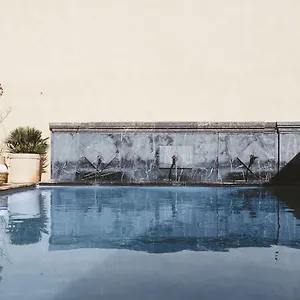 https://palacio-de-los-leones.es-andalucia.com
