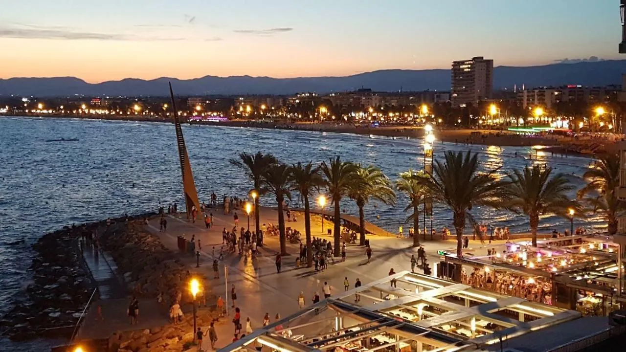 Marathon Center Salou Near Port Aventura Apartamento 0*,