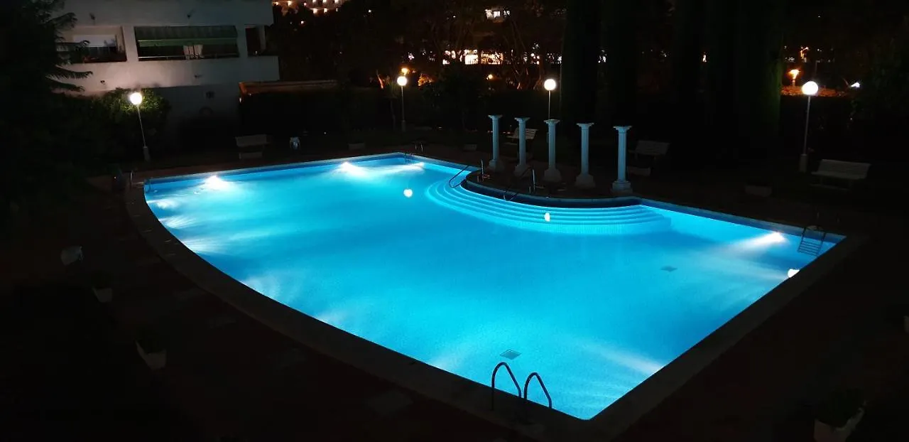 Marathon Center Salou Near Port Aventura Apartamento